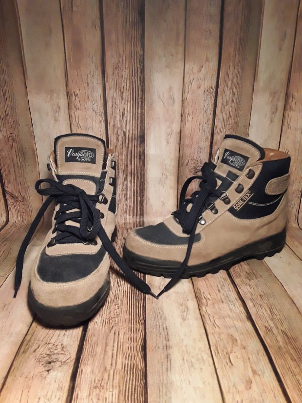 Vasque Skywalk Women's Hiking Boots Navy & Tan Size 8N